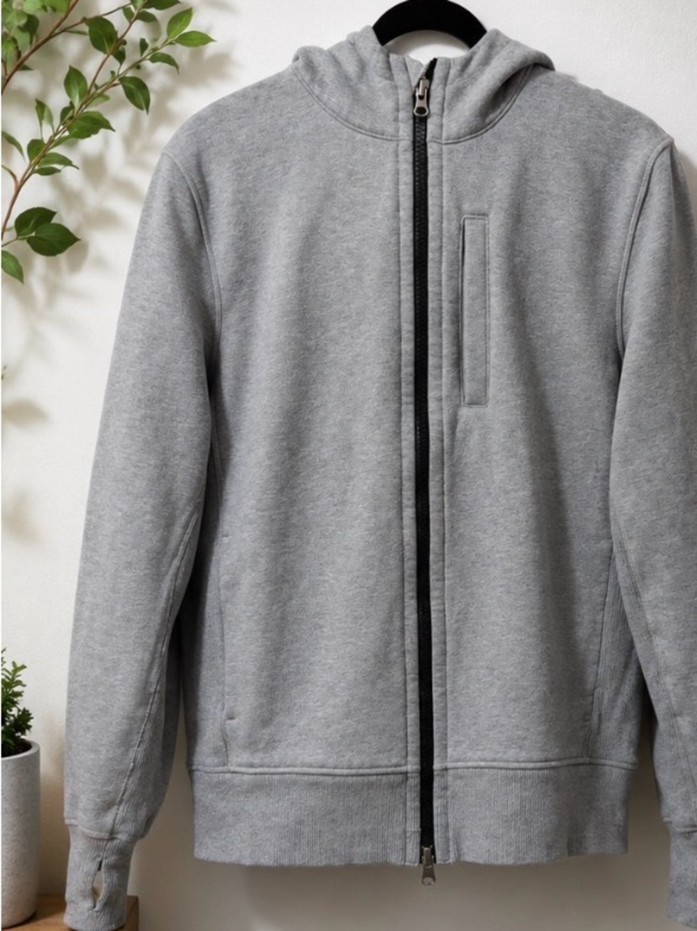 Lululemon Men’s Full Zip Hoodie Gray Large